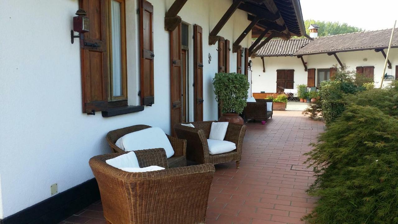 Scuderia 100 Pertiche Villa Villanterio Exteriör bild